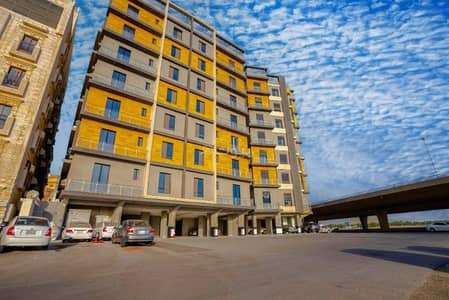 5 Bedroom Residential Building for Sale in South Jeddah, Jeddah - Residential building for sale in Madain Al-Fahd, Jeddah, consisting of 5 bedrooms facing north, south, west, and east.