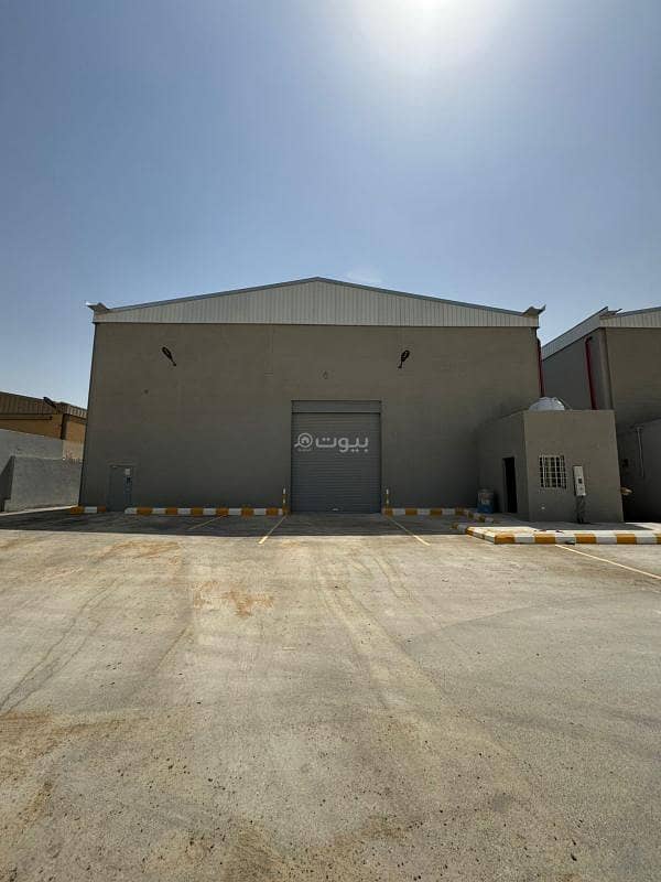 Warehouse for rent - Riyadh, Taiba neighborhood - 2000 m