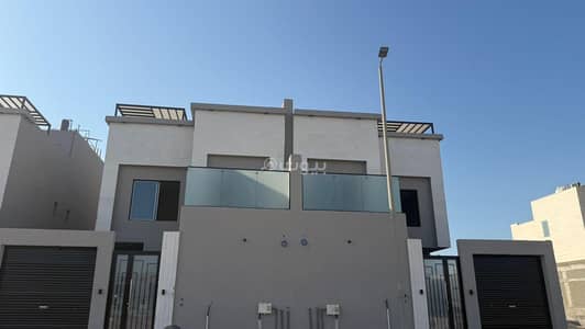 7 Bedroom Villa for Sale in A Lrihab, Safwa Eastern Region - 7 Bedroom Villa For Sale in Al Rehab, Al Qatif