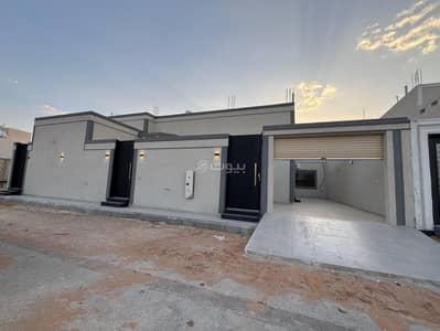 3 Bedroom Floor for Sale in Al Safa, Unayzah - 3 Bedroom House For Sale in Al Safa, Unayzah