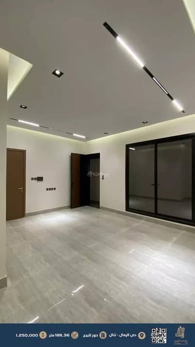 3 Bedroom Floor for Sale in East Riyadh, Riyadh - Floor for sale on Abduljabbar bin Hassan Street, Al Rimal District, Riyadh City