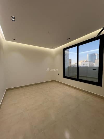 4 Bedroom Apartment for Sale in North Jeddah, Jeddah - Luxury 4-bedroom apartment with two entrances, ready for immediate transfer, area 130m, price 720,000.