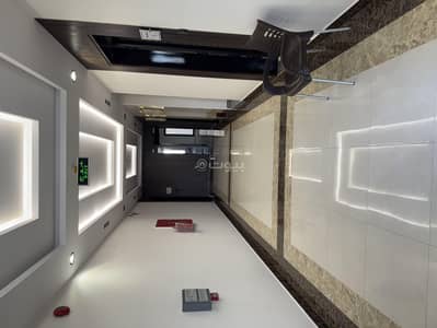4 Bedroom Apartment for Sale in South Riyadh, Riyadh - Apartment for sale on the first floor, 4 rooms and a hall, luxury finish.