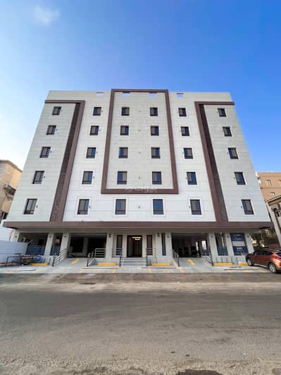 5 Bedroom Flat for Sale in North Jeddah, Jeddah - Luxury and modern apartments for sale in Al Salamah neighborhood - Jeddah