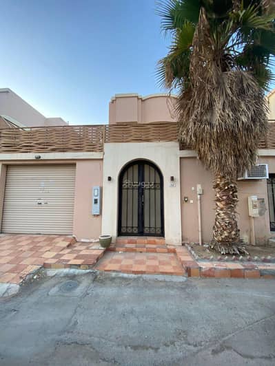 4 Bedroom Villa for Sale in East Riyadh, Riyadh - Villa for sale on Ghadayqa Street, Al Munsiyah District, Riyadh City