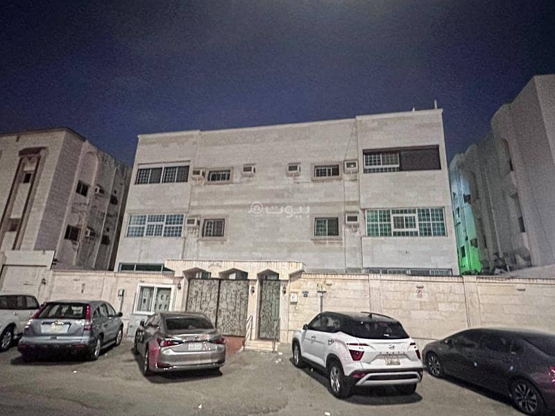 شقة فاخرة بحي الرحاب للإيجار السنوي مساحة 270م