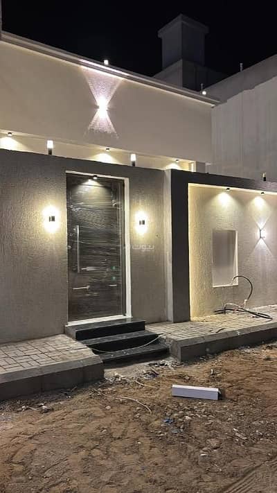 3 Bedroom Floor for Sale in Al Murjaniyah, Rabigh - Luxury villa for sale in Rabigh - Al-Marjaniyah