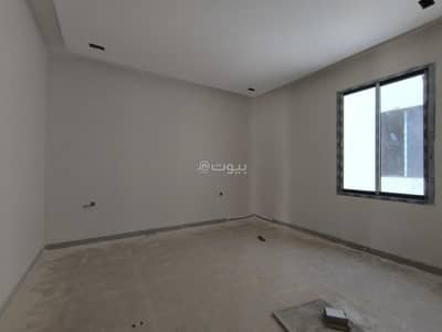 5 Bedroom Villa for Sale in East Riyadh, Riyadh - Corner duplex villa in Al Rimal neighborhood