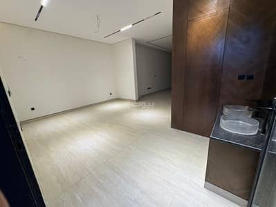 3 Bedroom Floor for Rent in North Riyadh, Riyadh - Floor in North Riyadh，Al Arid 3 bedrooms 130000 SAR - 87748125