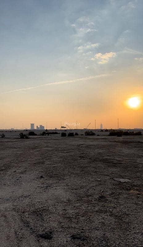 Commercial land for rent, enclosed, with an area of 48,000 m².