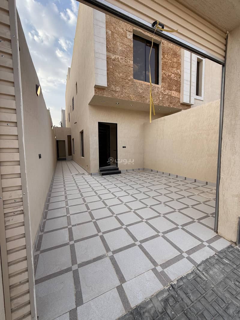 Villa consisting of 3 bedrooms for sale in Al Janadriyah