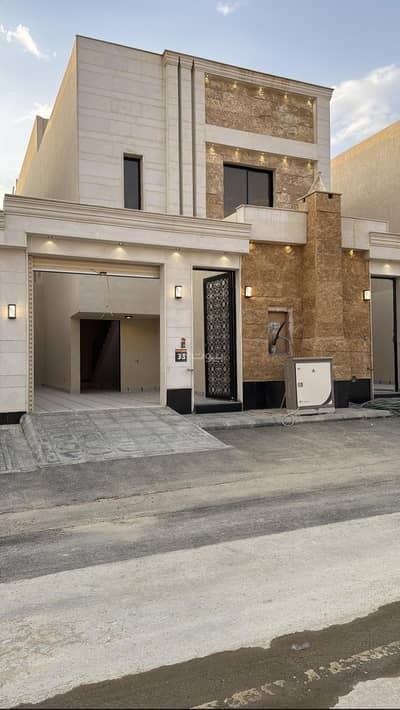 3 Bedroom Villa for Sale in East Riyadh, Riyadh - Villa consisting of 3 bedrooms for sale in Al Janadriyah