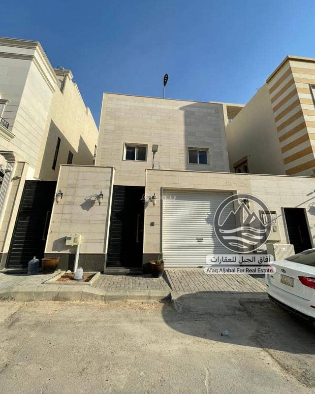 For rent | Completely independent townhouse in a villa