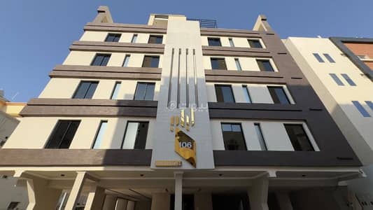 4 Bedroom Apartment for Sale in North Jeddah, Jeddah - Luxury apartment on two streets for sale at an attractive price, ready for occupancy with immediate transfer from the owner directly.