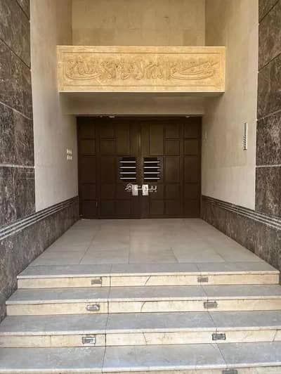 5 Bedroom Apartment for Sale in Al Buhayrat, Makkah - Apartment For Sale in Al Buhayrat, Mecca