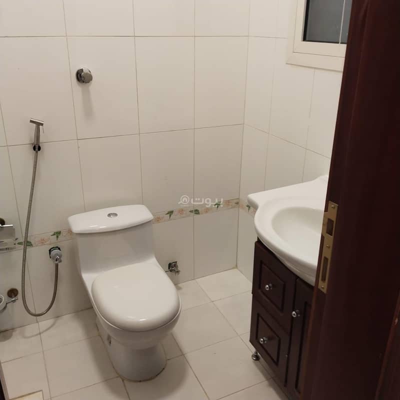 For rent, an apartment in Al Nakheel neighborhood.