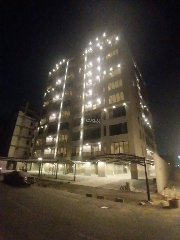 Apartment in King Fahd Suburb 3 bedrooms 530000 SAR - 87745456