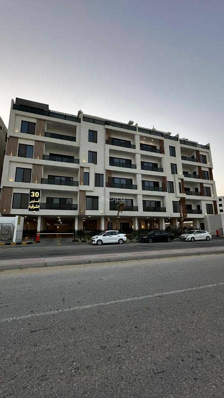 Residential apartment on the fourth floor with a sea view