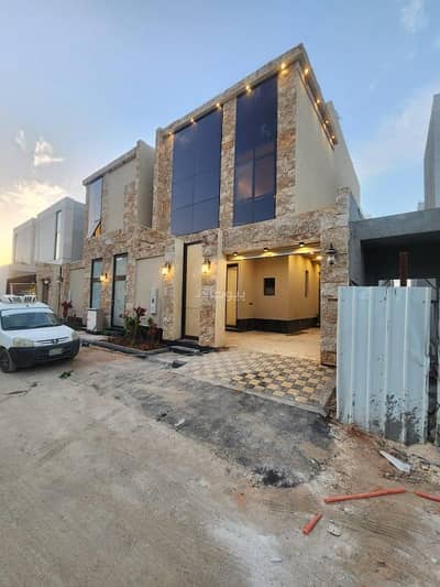 4 Bedroom Villa for Sale in North Riyadh, Riyadh - Luxury villa for sale