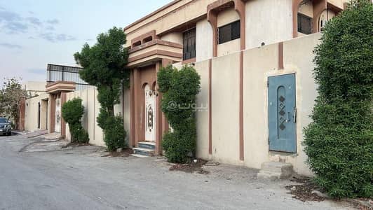 فیلا 4 غرف نوم للبيع في شرق الرياض، الرياض - للبيع ارض مقام عليها فيلا قديمة البيع كأرض بحي القدس