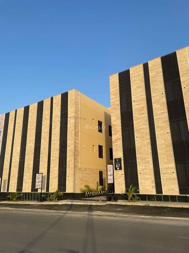 For sale: luxurious modern apartment in Al Mohdia neighborhood Location: Al Mohdia, Riyadh Apartment details: • Area: 120 square meters • Number of rooms: 3 bedrooms (master bedroom + two rooms) • Number of bathrooms: 3 bathrooms with modern design