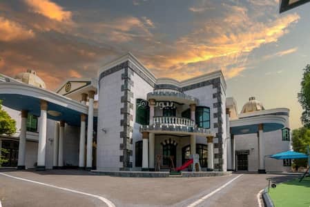 11 Bedroom Villa for Sale in Al Awali, Makkah - Palace for sale in Al-Awali, Mecca