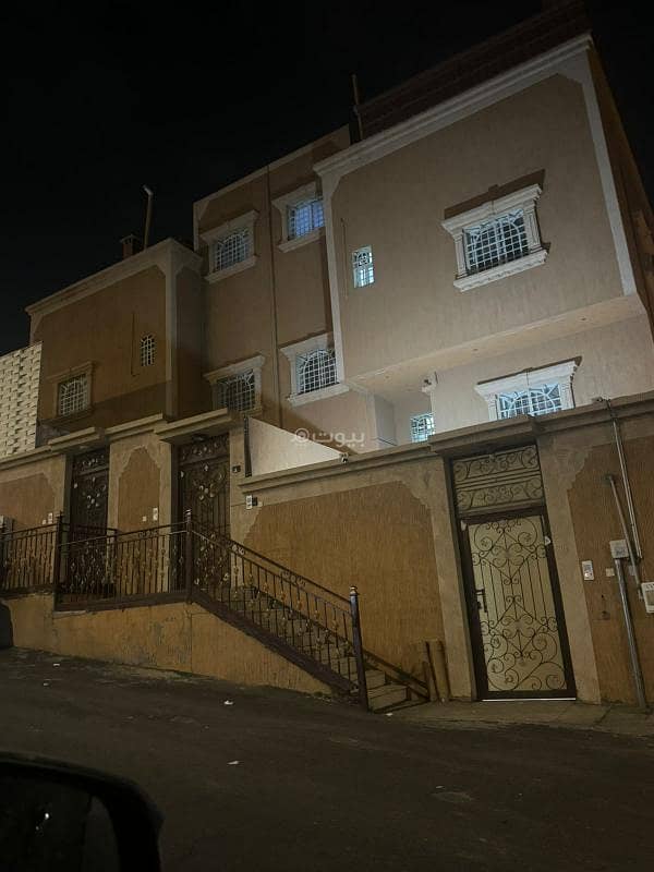 شقة وروف للبيع بحي المروج أبها شقة وروف للبيع بحي المروج أبها