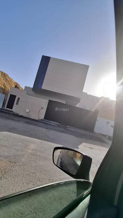 5 Bedroom Villa for Sale in North Riyadh, Riyadh - Luxury villa for sale
