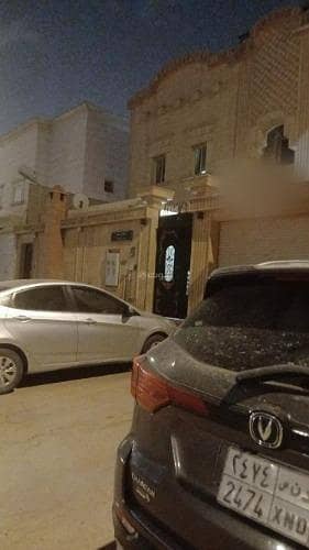 5 Bedroom Villa for Sale in East Riyadh, Riyadh - Villa For Sale in Al Yarmuk, Riyadh