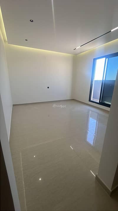 5 Bedroom Floor for Sale in East Riyadh, Riyadh - Floor in East Riyadh，Al Bayan Neighborhood 5 bedrooms 1080000 SAR - 87717772