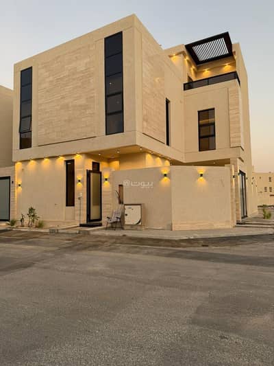 5 Bedroom Villa for Sale in West Riyadh, Riyadh - 5-bedroom villa for sale in Al Mahdiyah