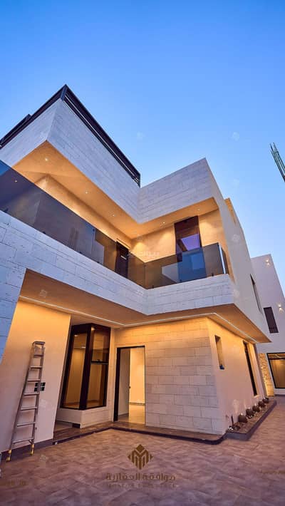 6 Bedroom Villa for Sale in West Riyadh, Riyadh - Villa for Sale in Al Mahdiyah, West Riyadh
