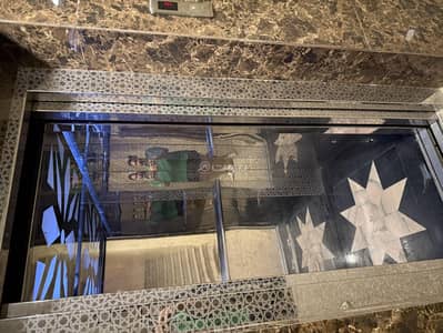 Residential Building for Rent in Taybay, Dammam - Apartments in Al-Sha'la neighborhood, Al-Samahaniyah, a four-story commercial building, only for families. Payment is annual, not monthly. A deposit of 1,000 riyals and an office fee of 1,000 riyals.