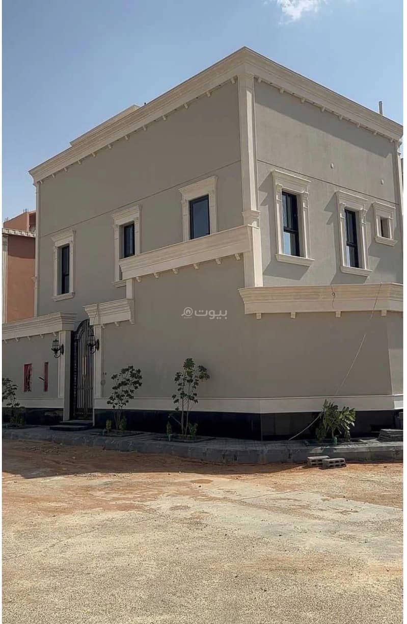 Villa and 3 apartments for sale in Dhahrat Laban, West Riyadh