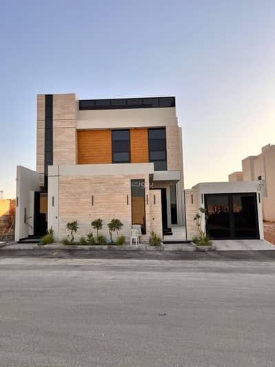 7 Bedroom Villa for Sale in West Riyadh, Riyadh - Villa consisting of 7 bedrooms for sale in Mahdia