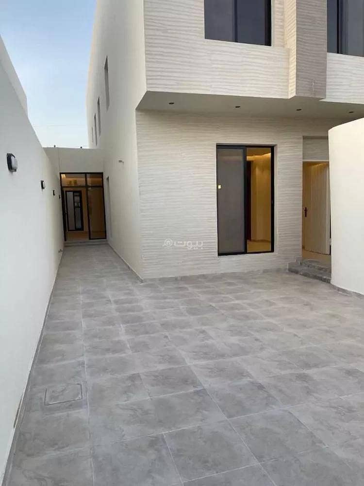 Floor For Sale in Okaz, Riyadh