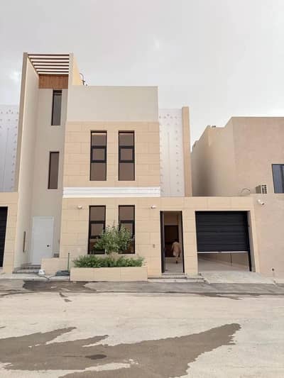 6 Bedroom Villa for Sale in West Riyadh, Riyadh - Villa For Sale in Al Mahdiyah, Riyadh