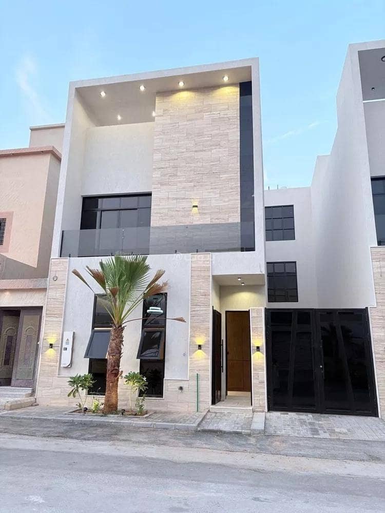 Villa For Sale in Al Mahdiyah, Riyadh