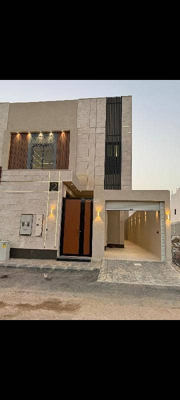 3 Bedroom Floor for Sale in East Riyadh, Riyadh - Residential unit for sale in Al-Janaidria