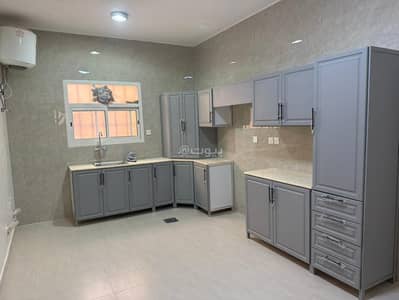 2 Bedroom Flat for Rent in East Riyadh, Riyadh - Renovated apartment with air conditioning and installed kitchen