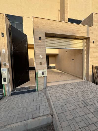 5 Bedroom Floor for Rent in West Riyadh, Riyadh - Townhouse for rent