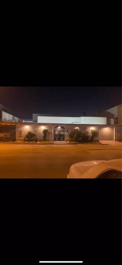 فیلا 5 غرف نوم للبيع في شرق الرياض، الرياض - فيلا للبيع في الملك فيصل، الرياض