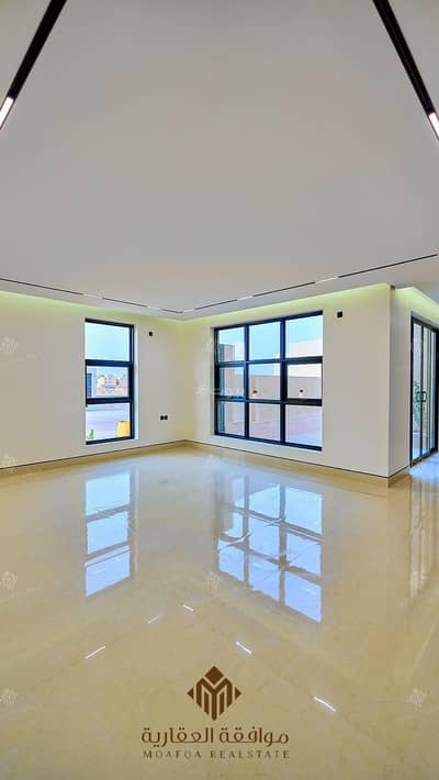 5 Bedroom Villa for Sale in West Riyadh, Riyadh - A villa consisting of 5 bedrooms for sale in Al-Mahdia