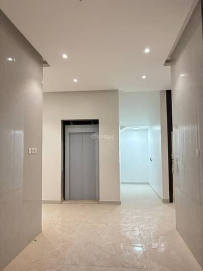 عمارة سكنية  للبيع في جنوب الرياض، الرياض - عمارة سكنية للبيع في العزيزية، جنوب الرياض