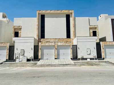 دور 5 غرف نوم للبيع في شرق الرياض، الرياض - حي القادسيه
