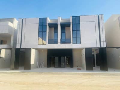5 Bedroom Floor for Sale in East Riyadh, Riyadh - Al-Janadriyah neighborhood, Ghsoon plan