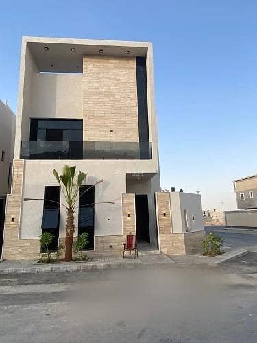 Villa For Sale in Al Mahdiyah, Riyadh
