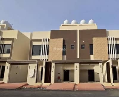 دور 6 غرف نوم للبيع في غرب الرياض، الرياض - طابق للبيع في توحيق، الرياض