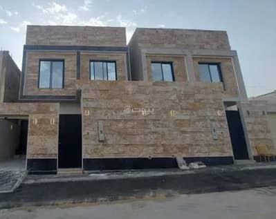 دور 4 غرف نوم للبيع في جنوب الرياض، الرياض - طابق للبيع في عكاز، الرياض
