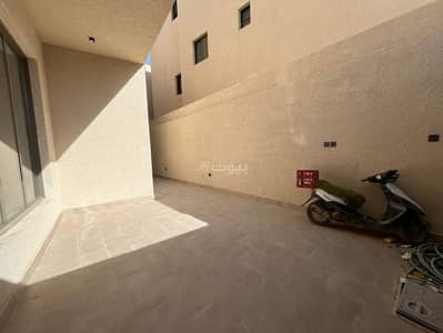 5 Bedroom Villa for Sale in West Riyadh, Riyadh - Luxury villa in Al-Mahdiyah neighborhood